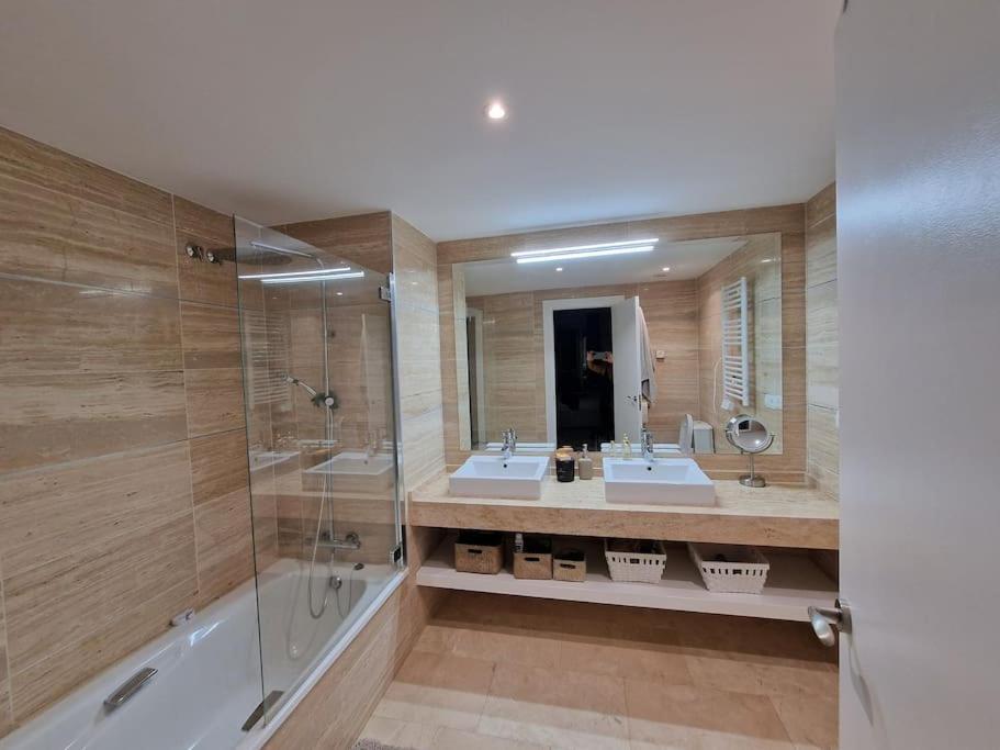 Superbe Avec Vue Appartement Estepona