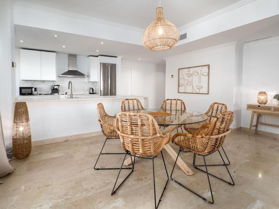 Appartement Superbe Avec Vue *